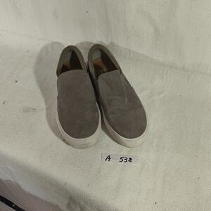 Steve Madden Women's 7M Grey Suede Slip-On Loafers